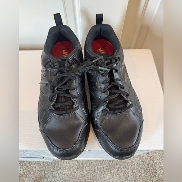 New Balance Black 626v2 Triple Black Athletic Shoes - Picture 1 of 5